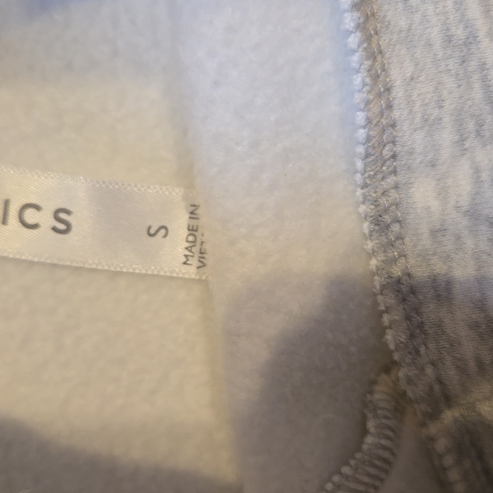Fabletics Light Heather Gray Mock Neck Sweatshirt - Picture 3 of 9